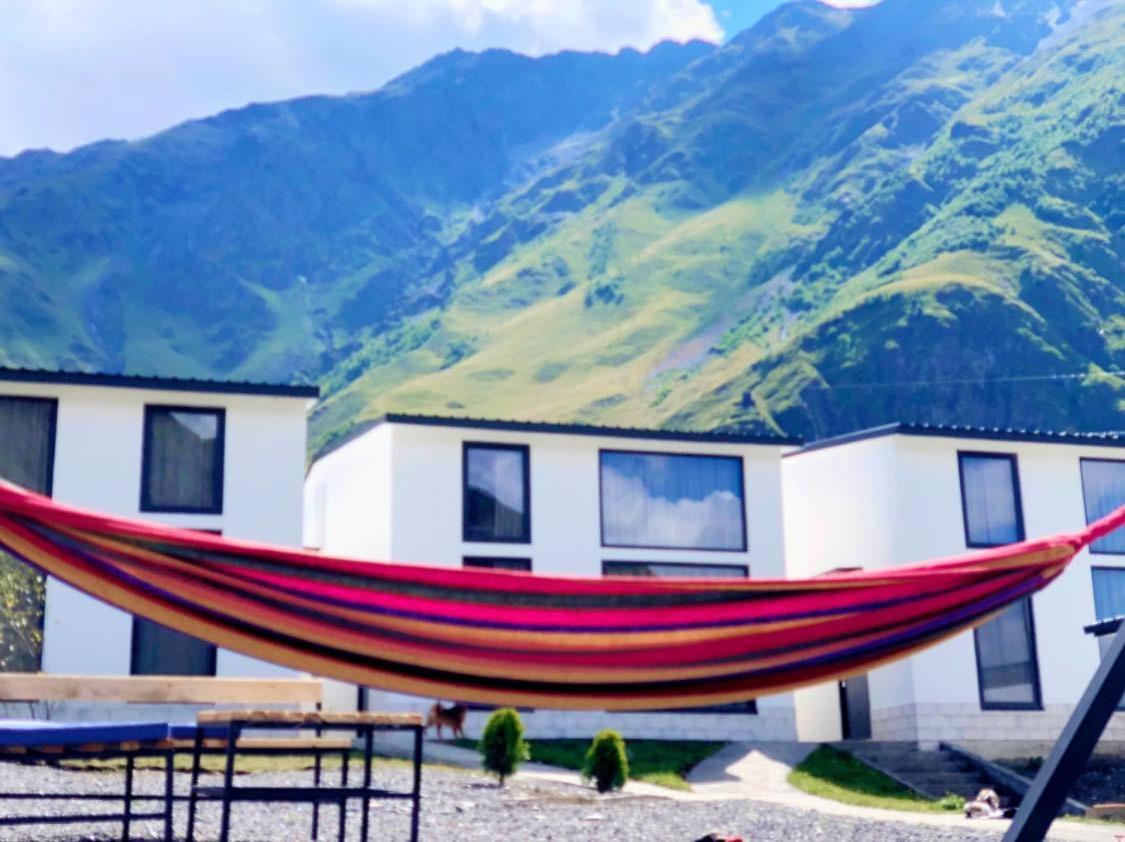 Hotel Krebuli Kazbegi Exterior foto